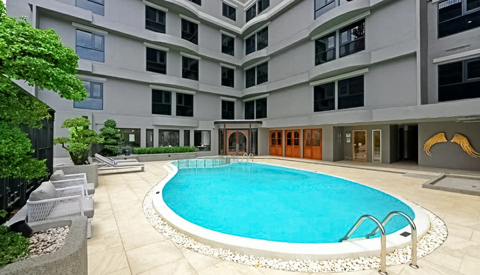 هتل آسترا ساتورن بانکوک